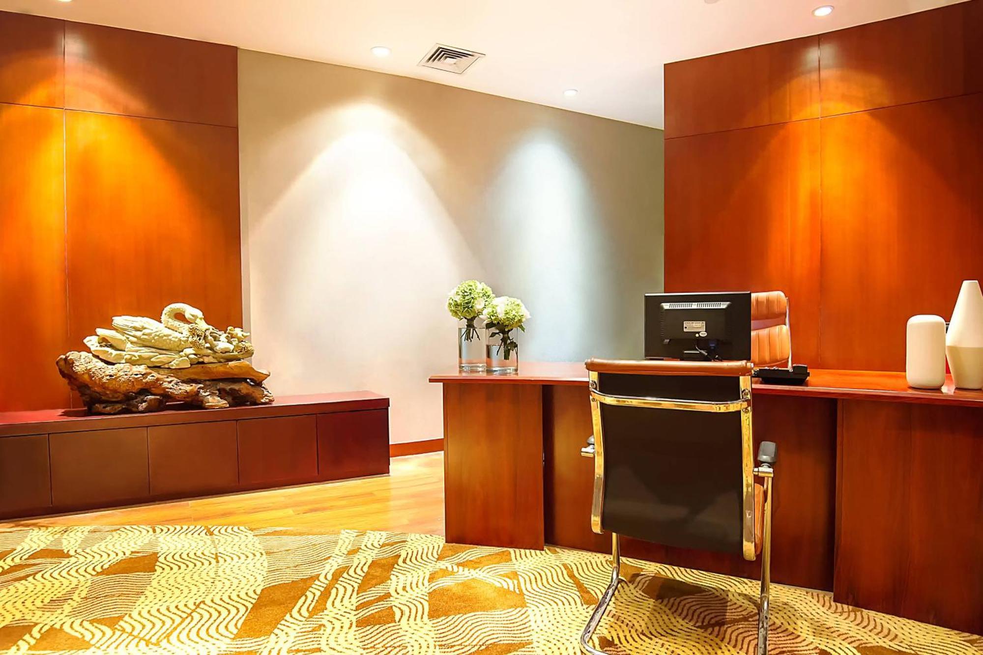 Courtyard By Marriott Shanghai Fengxian Екстер'єр фото